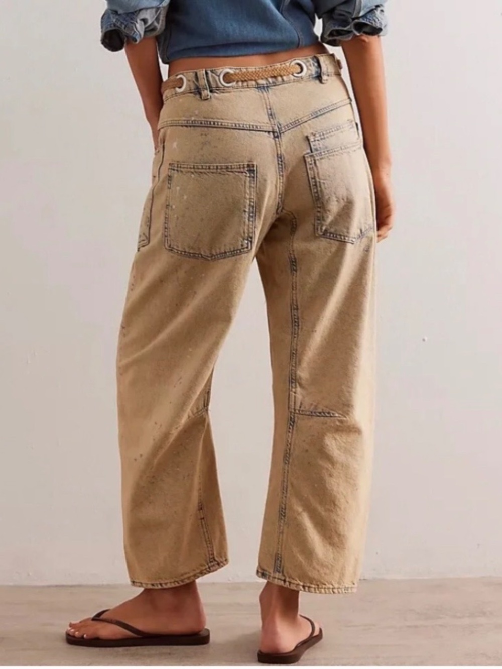NWOT - Free People - Moxie Low Slung Pull-On Barrel Jeans - Size 29 - Picture 2 of 8